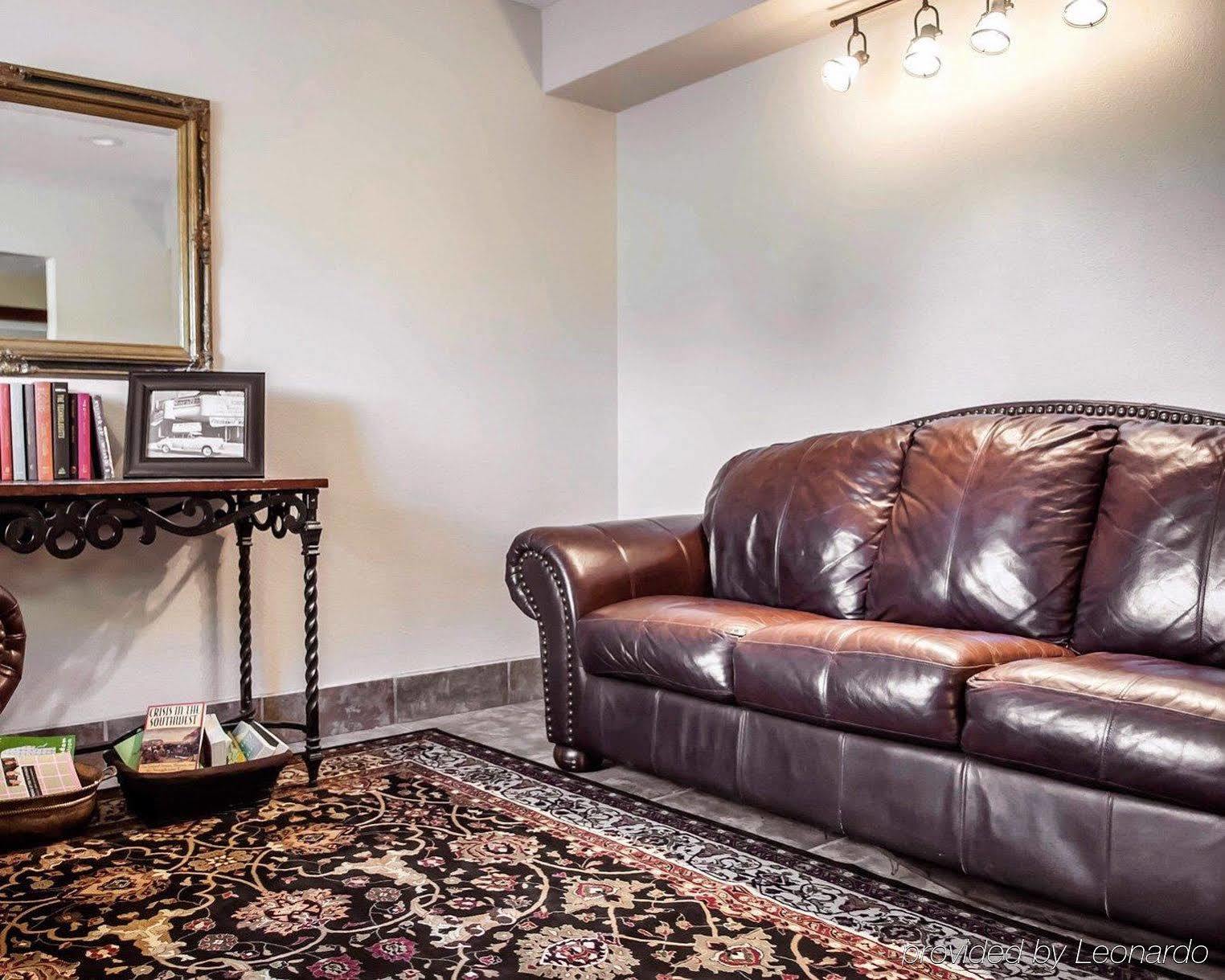 Quality Inn Moriarty Экстерьер фото